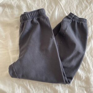 Aritzia TNA cozy fleece mega sweatpant - GD echo grey - XS short